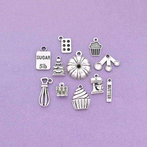 Baking Charm Collection Ton argent antique 11 breloques différentes - COL074