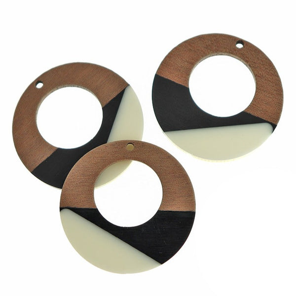 Ring Natural Wood and Resin Charm 38mm - Black and White - WP497