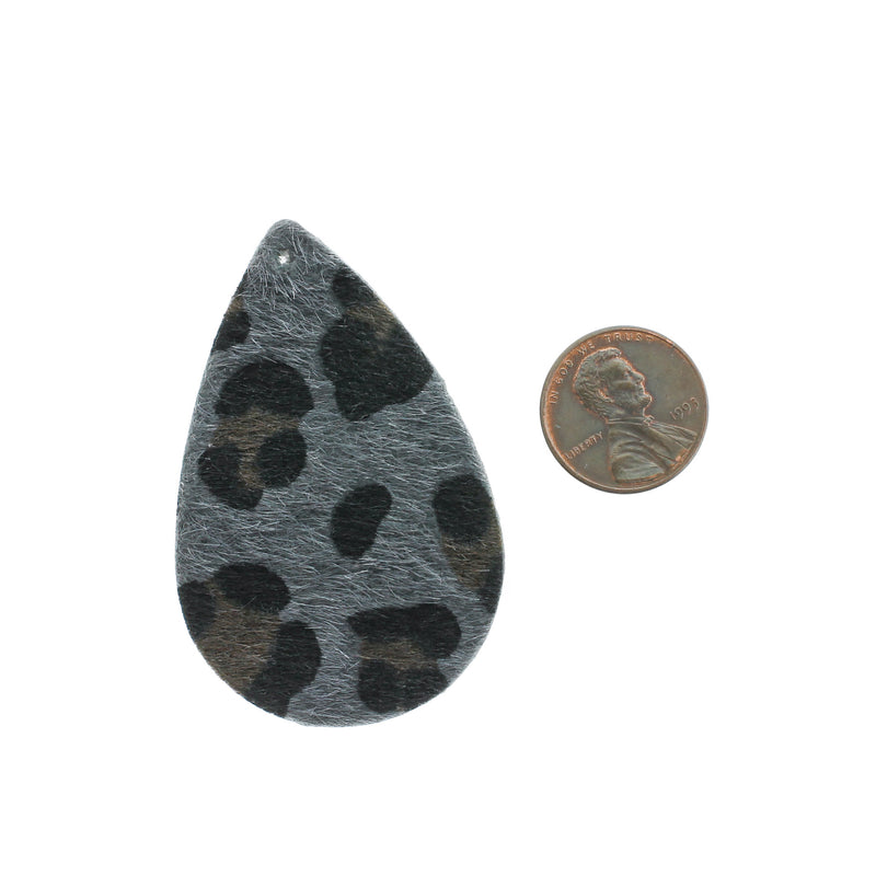 Pendentifs en forme de larme en similicuir - Fourrure à imprimé léopard gris - 4 pièces - LP151
