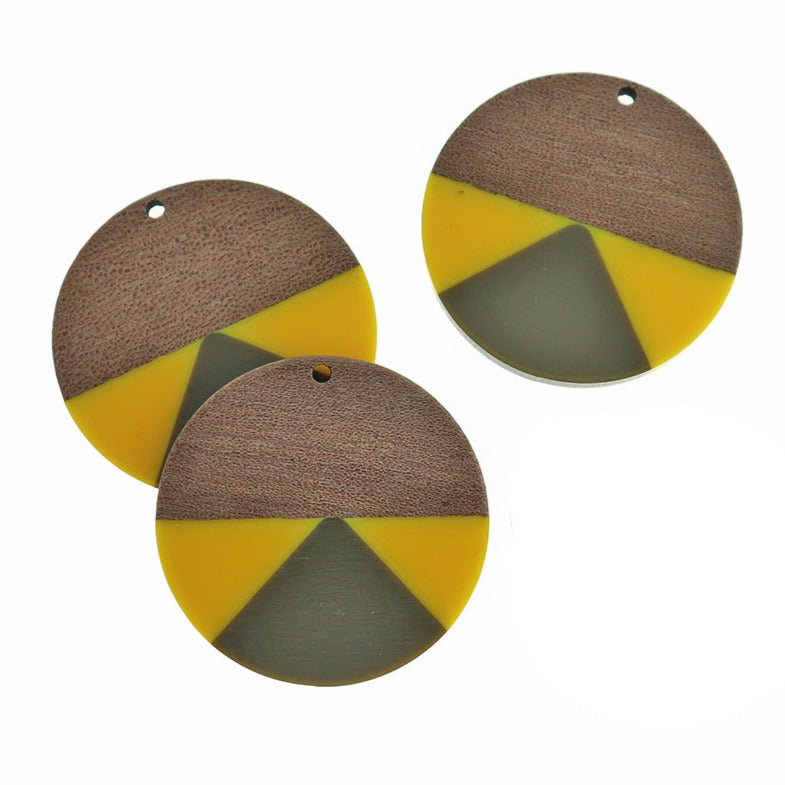 Round Natural Wood and Resin Charm 38mm - Yellow and Green - WP531