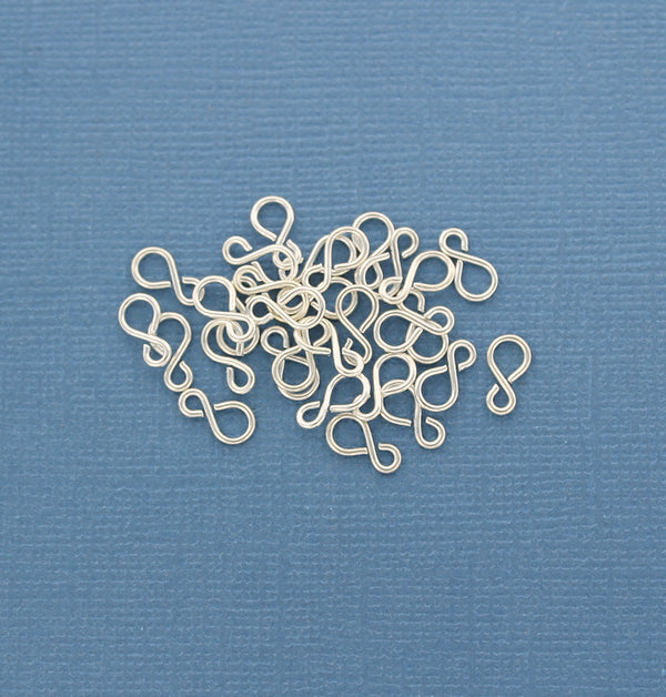 Fermoirs à crochet infini ton argent antique - 9 mm x 5 mm - 50 fermoirs - Z749