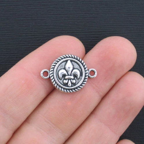 8 breloques de ton argent antique connecteur Fleur de Lis - SC1198