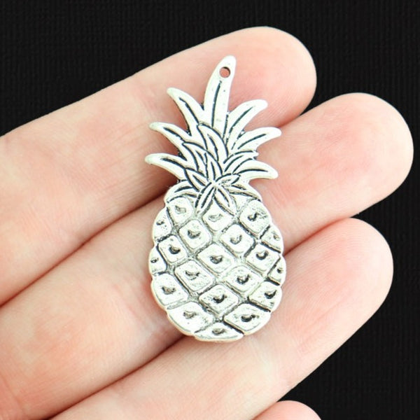 4 breloques ananas ton argent antique - SC5467
