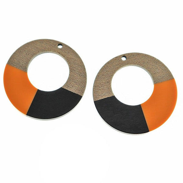 Ring Natural Wood and Resin Charm 38mm - Black and Orange - WP537