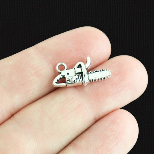 8 Chainsaw Antique Silver Tone Charms 3D - SC1851