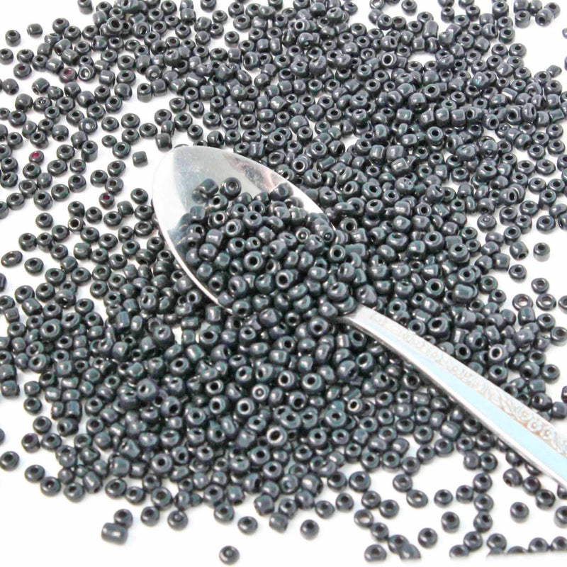 Seed Glass Beads 6/0 4mm - Black - 50g 650 Beads - BD1314